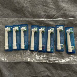 Brand new - 8 Oral-B Precision Clean brush heads - unopened